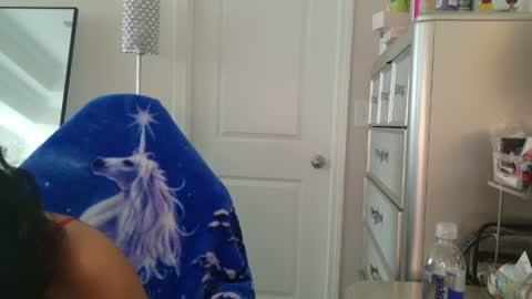 butterfly booty online show from April 7, 2026, 3:01 pm