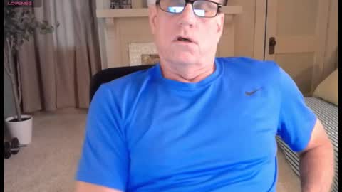 Miles online show from October 4, 2025, 12:25 pm