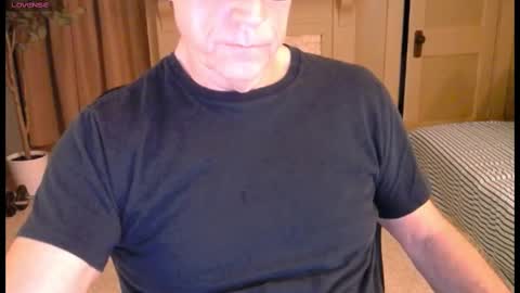 Miles online show from October 21, 2025, 9:21 am