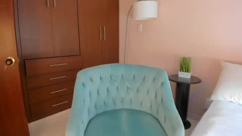 Snapshot of buunnyyhot chatting on June 30, 2026, 1:34 pm Rosse online show from June 30, 2026, 1:34 pm