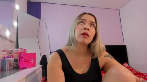     online show from December 21, 2024, 2:26 pm