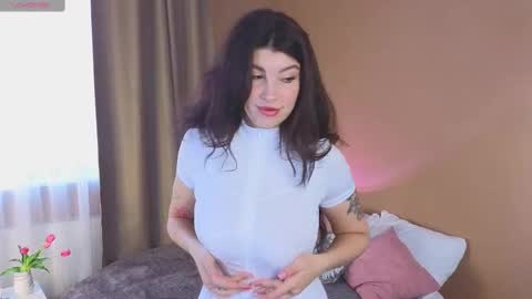 Kira online show from February 25, 2025, 7:09 am