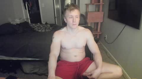 Snapshot of c00ki3m0nstr chatting on May 13, 2026, 1:36 am c00ki3m0nstr online show from May 13, 2026, 1:36 am
