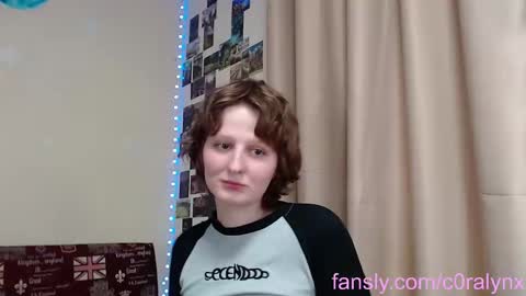 C0ralynx online show from February 7, 2025, 4:35 pm