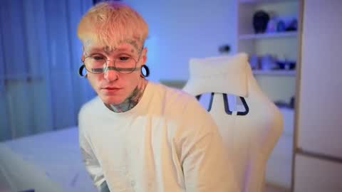 c10h15on online show from January 10, 2026, 1:13 pm