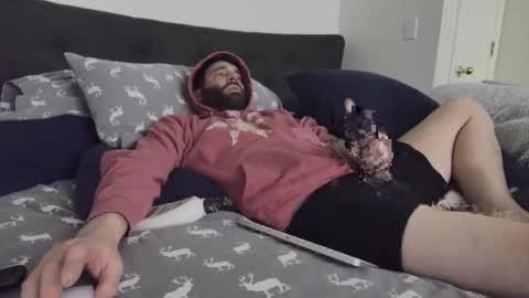 c2cmee online show from January 15, 2025, 11:21 am