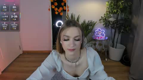 Polly online show from October 24, 2025, 9:00 pm