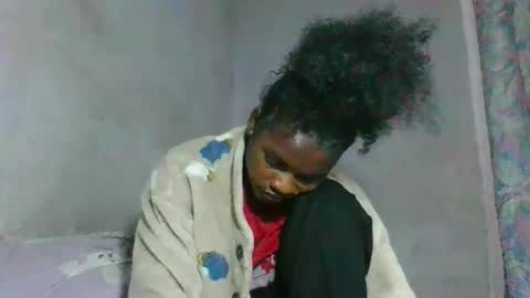 caella98 online show from May 9, 2026, 6:13 pm