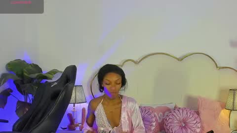 Snapshot of cahitlinbel chatting on May 26, 2026, 7:04 am Cahitlin online show from May 26, 2026, 7:04 am