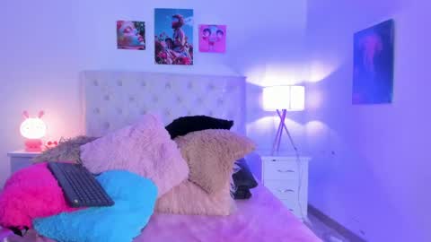 Snapshot of cailin_dione chatting on June 4, 2026, 3:12 am cailin_dione online show from June 4, 2026, 3:12 am