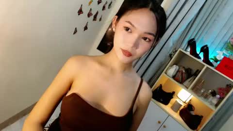 Snapshot of caitlin_x chatting on July 10, 2026, 1:21 am caitlin online show from July 10, 2026, 1:21 am