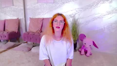 Caitlin online show from September 9, 2025, 3:50 am