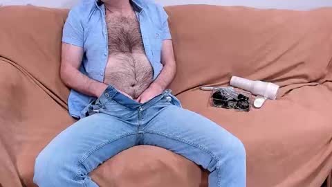 Snapshot of cal_tsg chatting on January 17, 2026, 8:52 am cal lovecox online show from January 17, 2026, 8:52 am