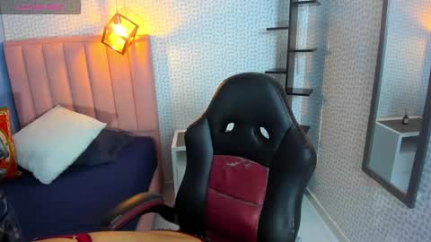 Calanthe  online show from November 24, 2025, 3:17 am