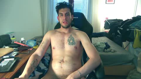 Snapshot of calientecalientee chatting on May 15, 2026, 4:14 pm calientecalientee online show from May 15, 2026, 4:14 pm