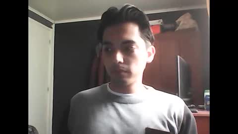 Snapshot of caligula_99 chatting on October 11, 2025, 4:49 pm Calgula online show from October 11, 2025, 4:49 pm