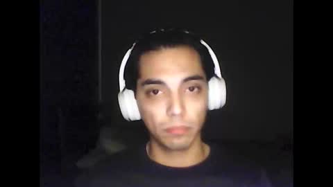 Snapshot of caligula_99 chatting on June 3, 2026, 5:21 am Calgula online show from June 3, 2026, 5:21 am