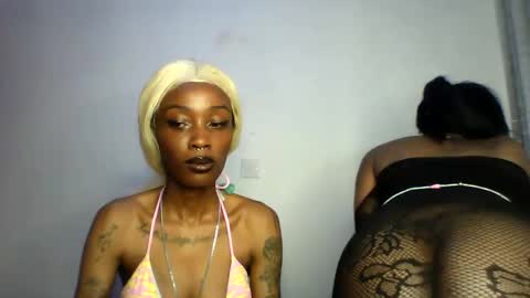 calin online show from November 16, 2025, 8:42 am