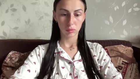 Anna online show from September 19, 2025, 11:44 am