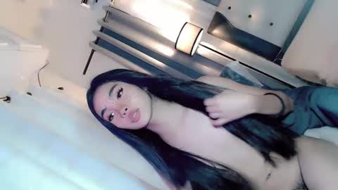 call_me_nina online show from May 19, 2026, 7:47 am
