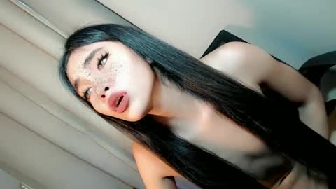 Snapshot of call_me_nina chatting on June 13, 2026, 11:02 pm call_me_nina online show from June 13, 2026, 11:02 pm