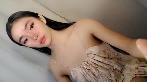 Snapshot of call_me_nina chatting on July 5, 2026, 11:01 pm call_me_nina online show from July 5, 2026, 11:01 pm