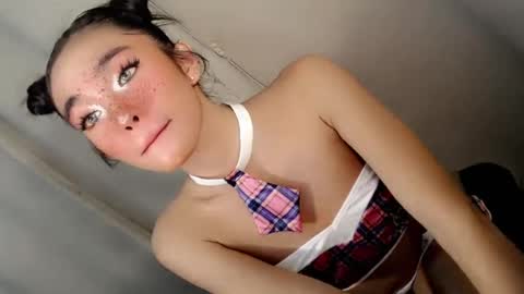 Snapshot of call_me_nina chatting on July 6, 2026, 12:02 pm call_me_nina online show from July 6, 2026, 12:02 pm