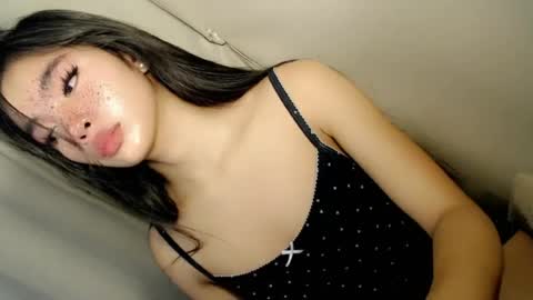 Snapshot of call_me_nina chatting on July 28, 2026, 11:17 am call_me_nina online show from July 28, 2026, 11:17 am