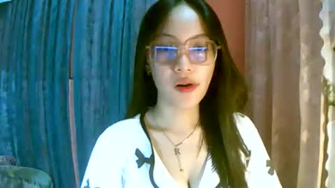 Freya online show from October 19, 2025, 5:30 am