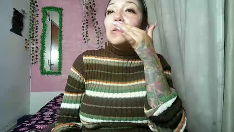 paula online show from April 22, 2026, 2:14 am