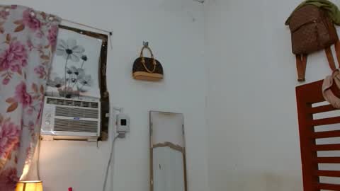 shiela online show from September 30, 2025, 6:46 pm