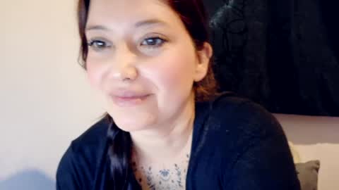 ViCtOriA online show from May 10, 2026, 1:27 pm