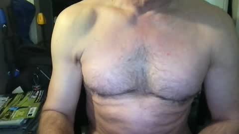 callum5555 online show from March 5, 2025, 10:11 am