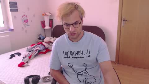 Calvinjohnlad online show from March 7, 2025, 10:02 am