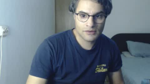 Snapshot of calvinjohnlad chatting on December 21, 2025, 4:58 pm Calvinjohnlad online show from December 21, 2025, 4:58 pm