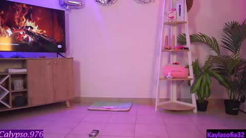 Calypso and Kayla online show from January 26, 2025, 10:46 pm