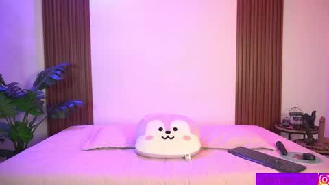 Calypso and Kayla online show from October 4, 2025, 1:25 am