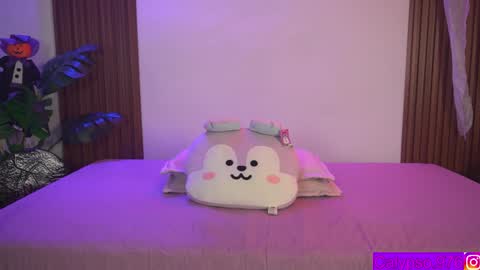 Calypso and Kayla online show from October 18, 2025, 12:13 am