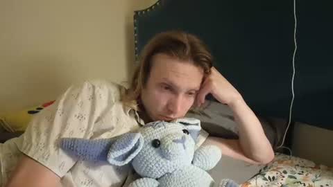 Snapshot of calypsocabal chatting on June 16, 2026, 6:27 am Calypso online show from June 16, 2026, 6:27 am