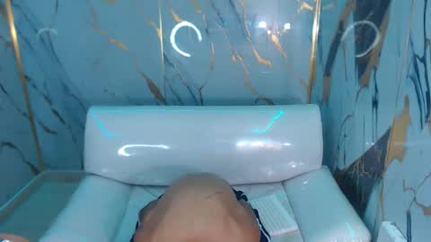 cam_xman online show from December 16, 2025, 6:35 pm