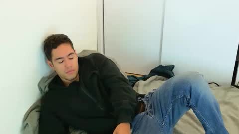 camara110 online show from October 27, 2025, 6:45 pm