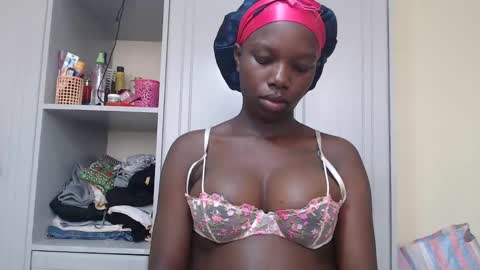 Princess online show from March 5, 2025, 9:16 am