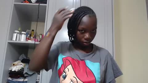 Princess online show from March 10, 2025, 5:43 am