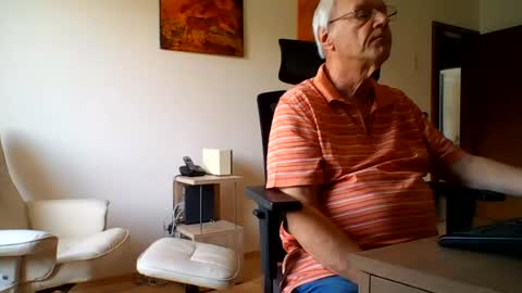 camcologne online show from July 10, 2026, 10:40 am