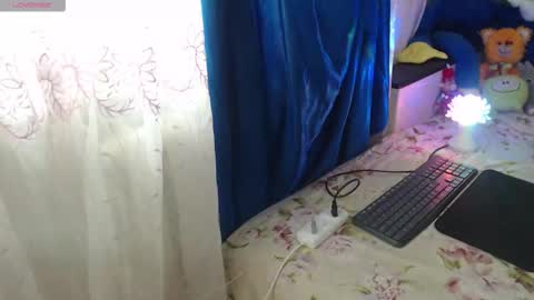 CamDiva1 online show from March 1, 2026, 6:04 am