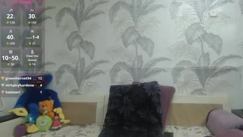 CamDiva1 online show from April 22, 2026, 1:41 am