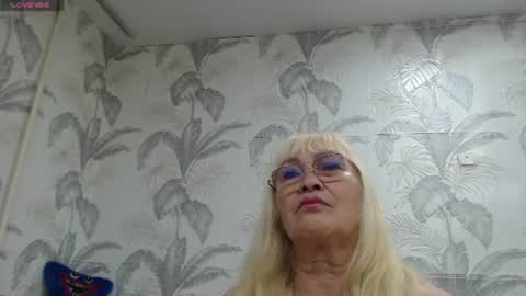 Snapshot of camdiva1 chatting on July 1, 2026, 7:57 pm CamDiva1 online show from July 1, 2026, 7:57 pm