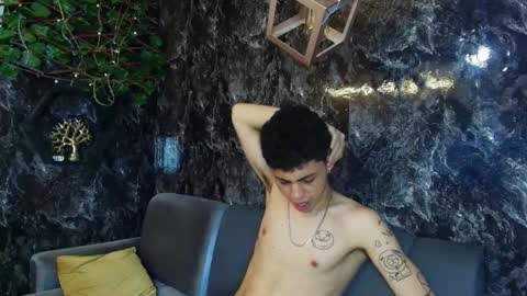 Snapshot of cameron_lux4 chatting on January 7, 2026, 4:09 pm CAMERON online show from January 7, 2026, 4:09 pm