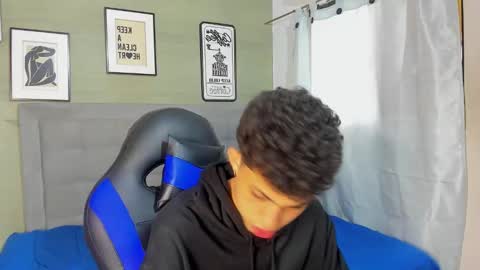 Snapshot of cameron_lux4 chatting on February 3, 2026, 1:05 pm CAMERON online show from February 3, 2026, 1:05 pm