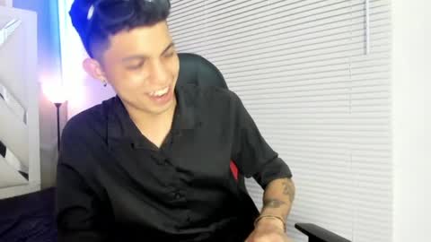 Snapshot of cameron_lux4 chatting on June 26, 2026, 3:44 am CAMERON online show from June 26, 2026, 3:44 am